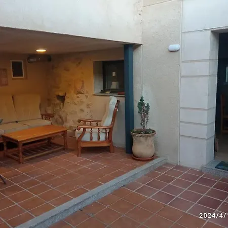 - De Brevas A Higos Holiday home Espirdo