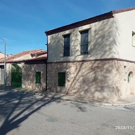 Holiday home - De Brevas A Higos *
